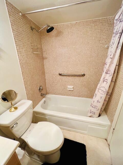 237 Mansfield East Boca Raton, FL 33434 - Photo 10 of 14 237 Mansfield F