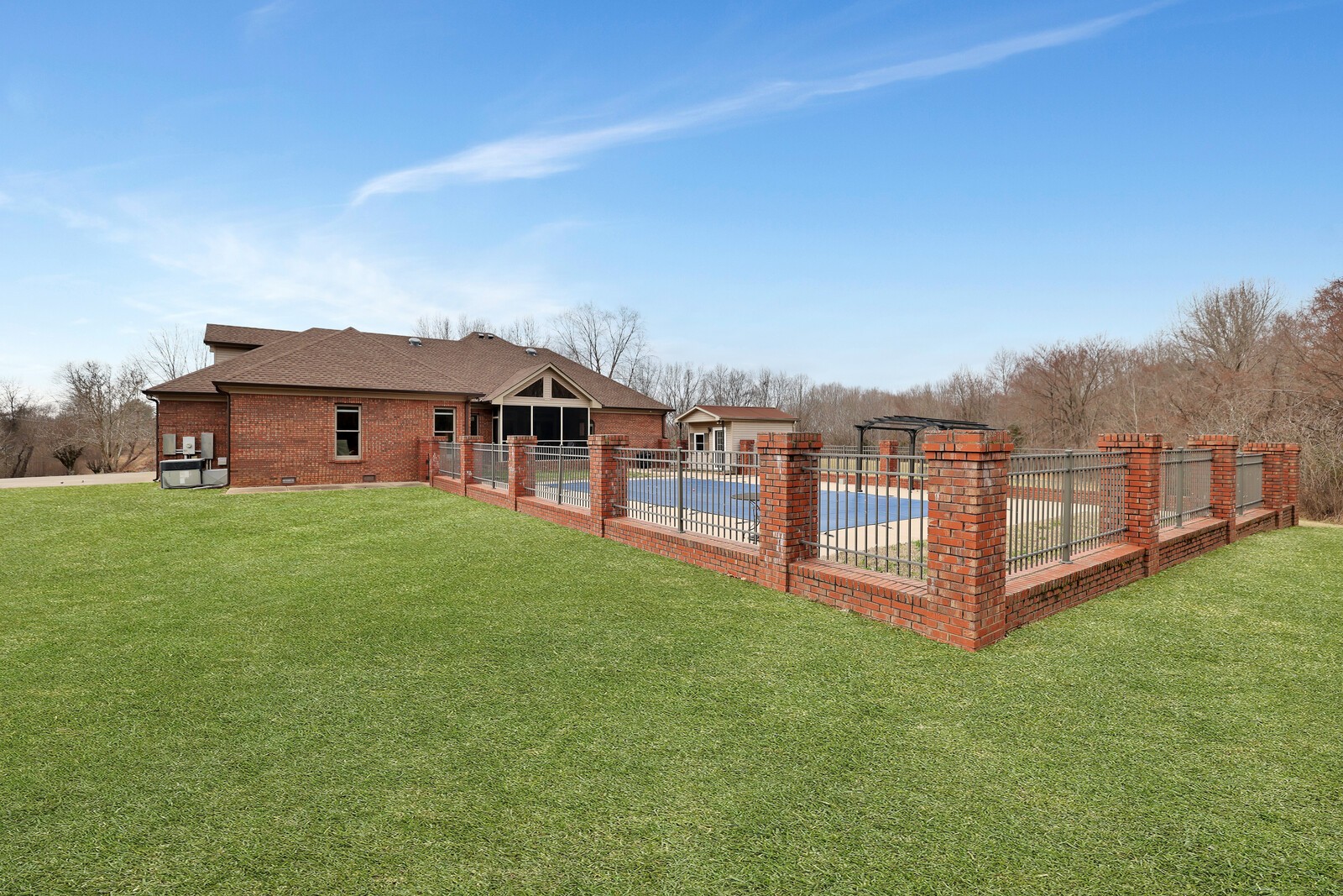 647 Mobley Road Clarksville, TN 37043 - Photo 47 of 69 a view of a house with backyard and porch