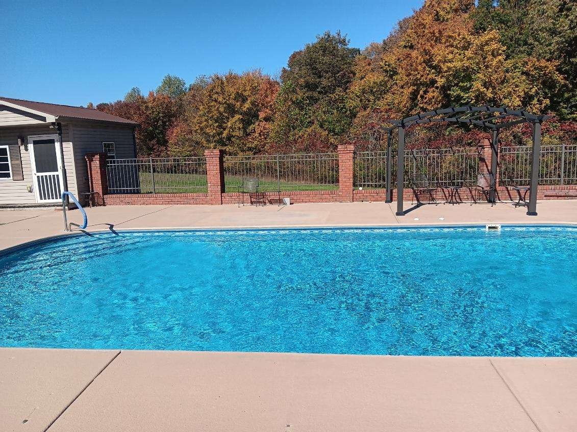 647 Mobley Road Clarksville, TN 37043 - Photo 69 of 69 a view of a house with a yard