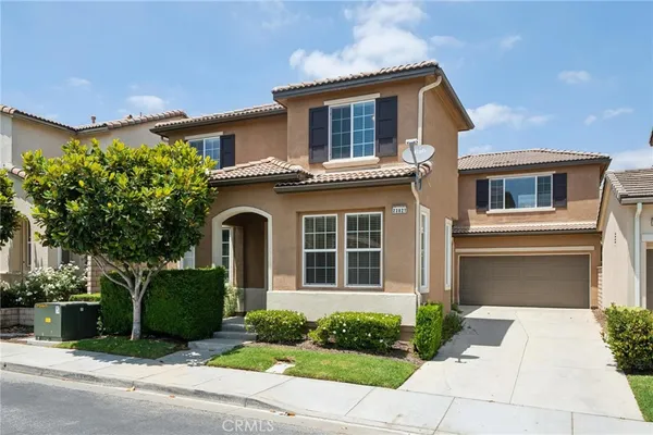 $799,900 | 23821 Via Campana, Valencia, CA 91354