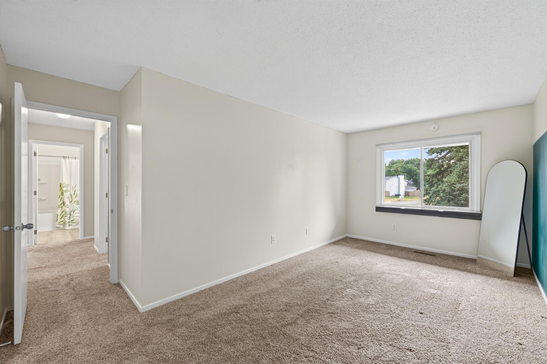 7772 Rimbley Road Woodbury, MN 55125 - Photo 19 of 34 Gallery Image 19