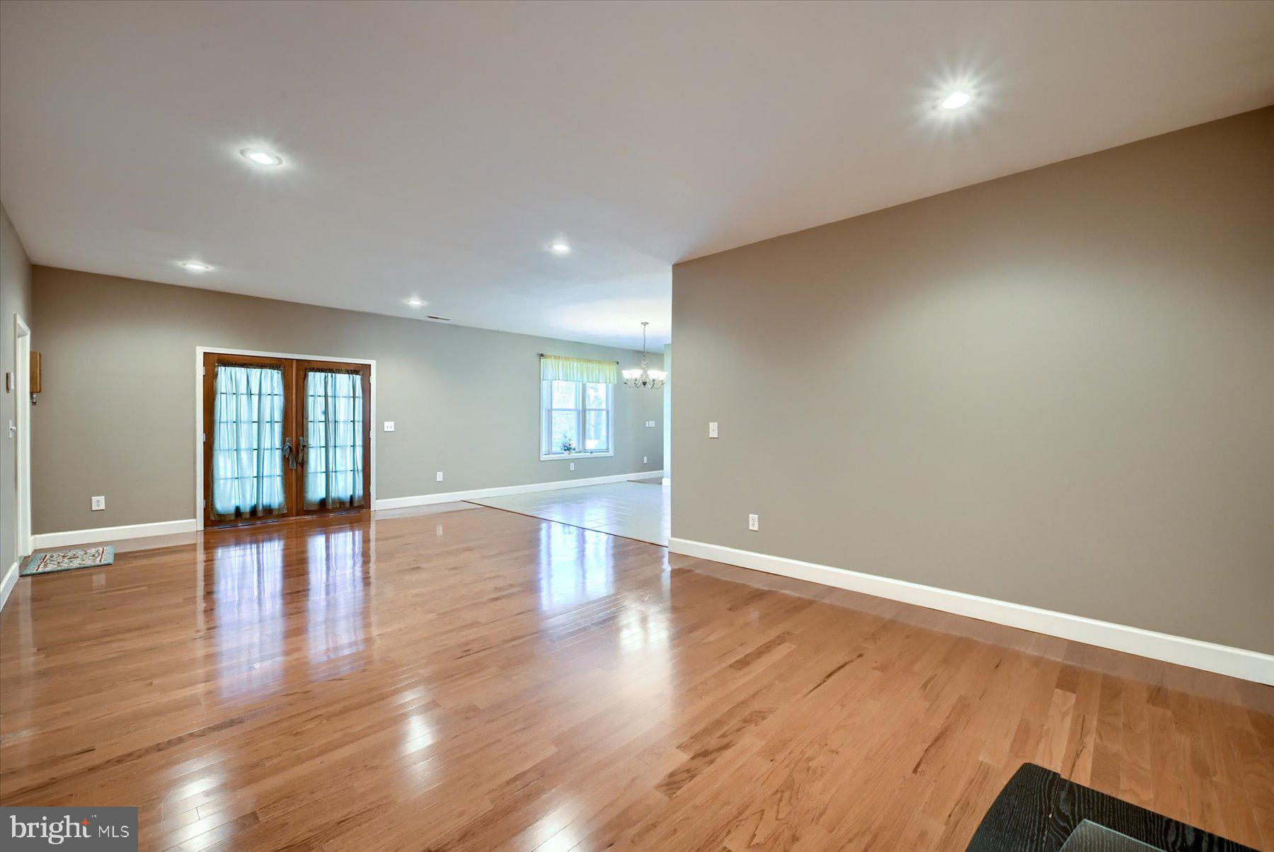 740 Furnace Road York, PA 17406 - Photo 18 of 44