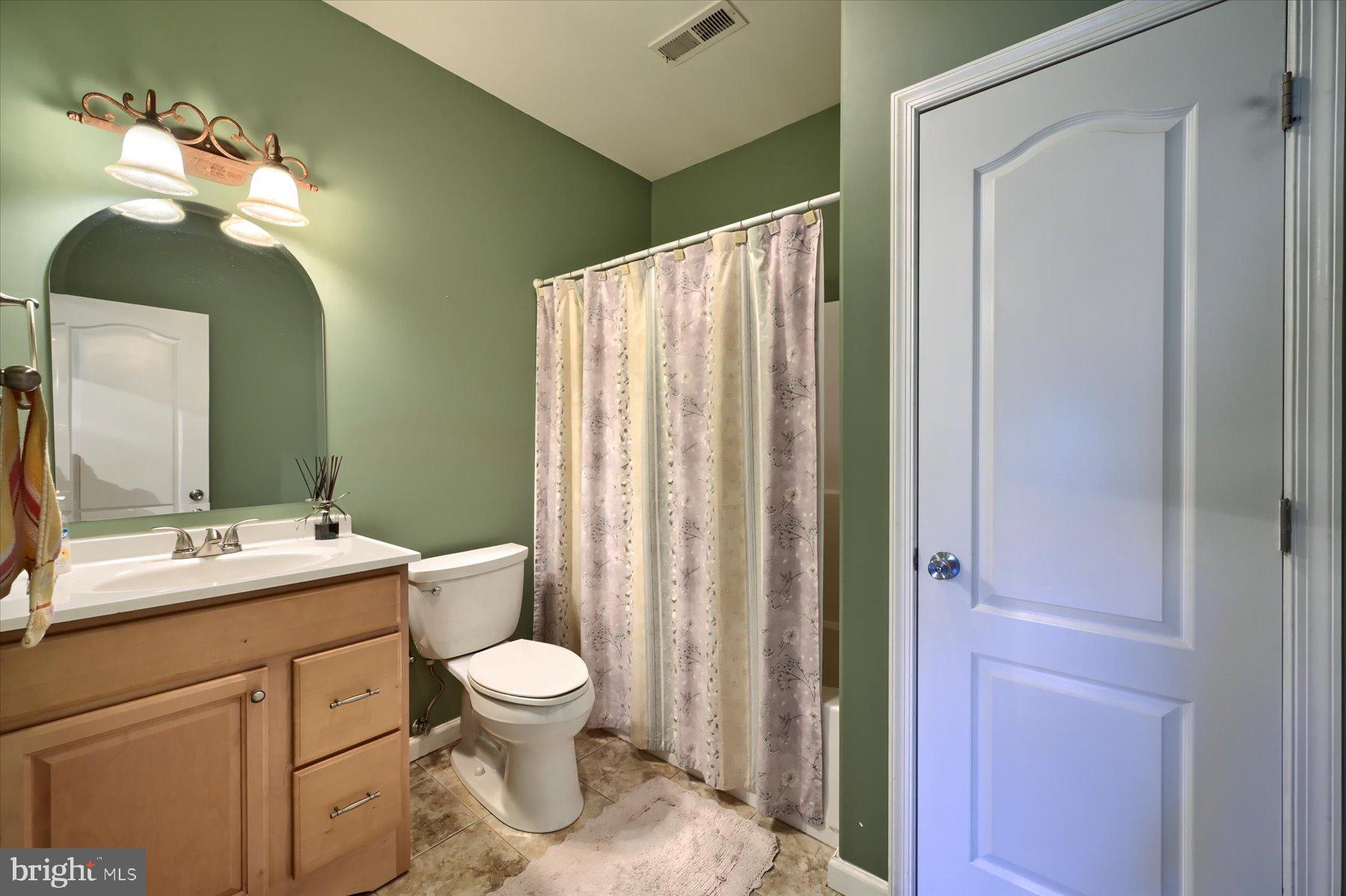 740 Furnace Road York, PA 17406 - Photo 20 of 44
