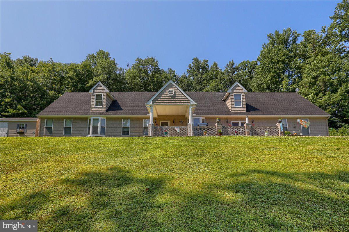 740 Furnace Road York, PA 17406 - Photo 2 of 44