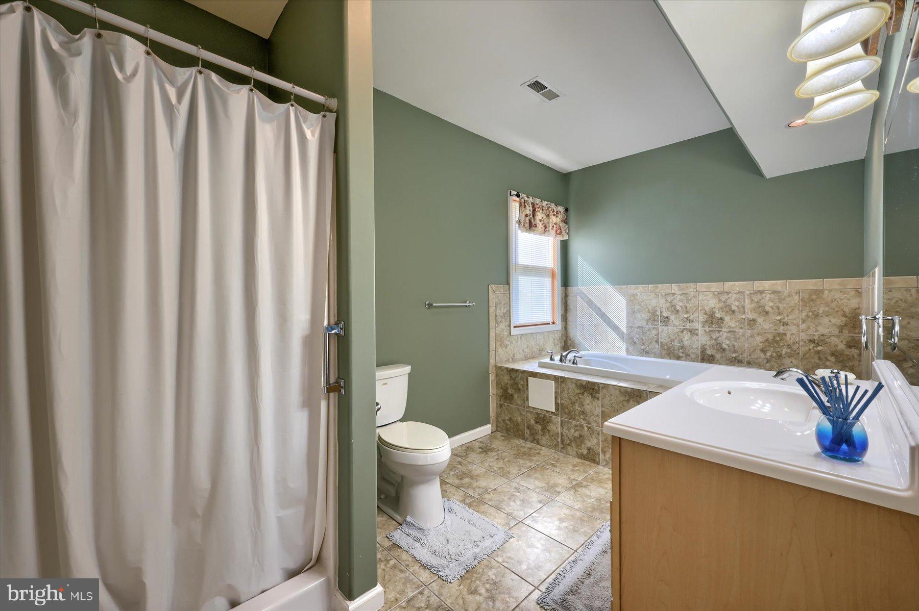 740 Furnace Road York, PA 17406 - Photo 23 of 44