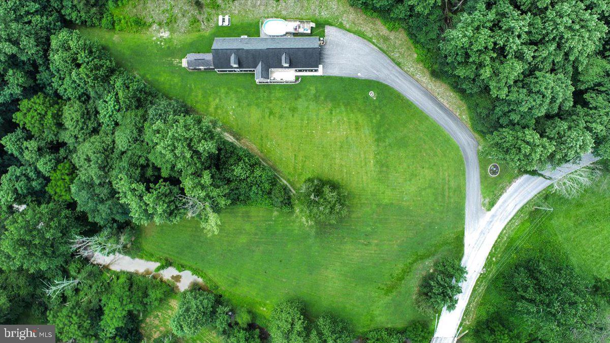 740 Furnace Road York, PA 17406 - Photo 3 of 44