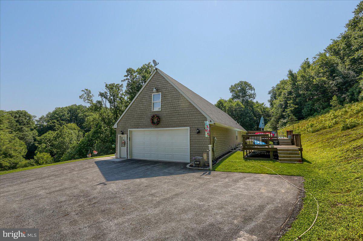 740 Furnace Road York, PA 17406 - Photo 39 of 44