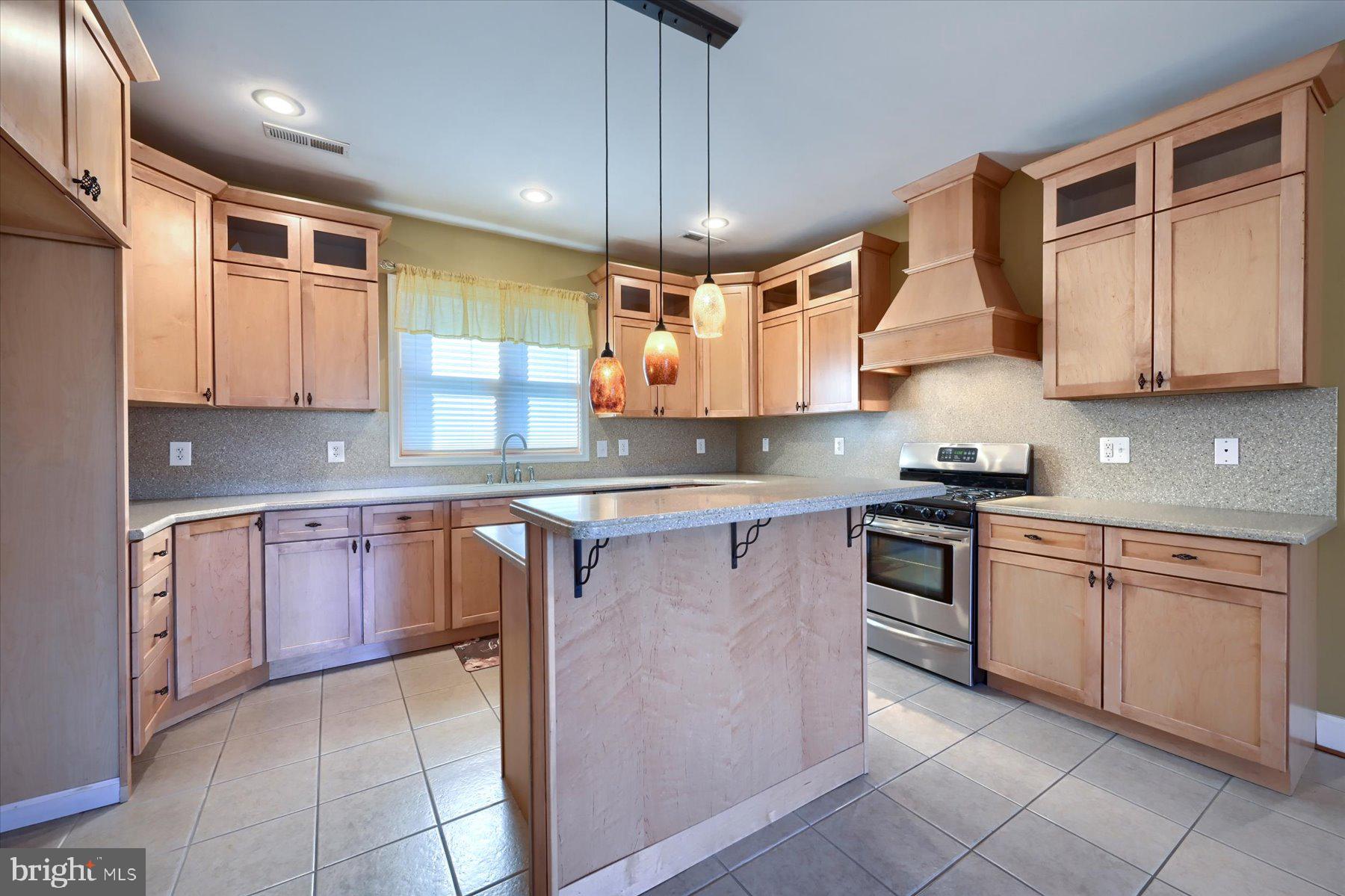 740 Furnace Road York, PA 17406 - Photo 10 of 44