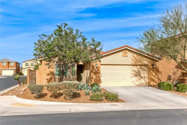 $2,598 | 7852 Whitlocks Mill Avenue, Las Vegas, NV 89147