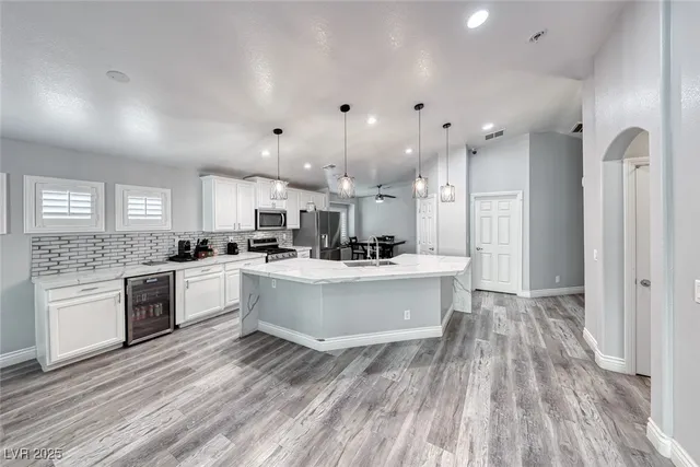 $2,598 | 7852 Whitlocks Mill Avenue, Las Vegas, NV 89147