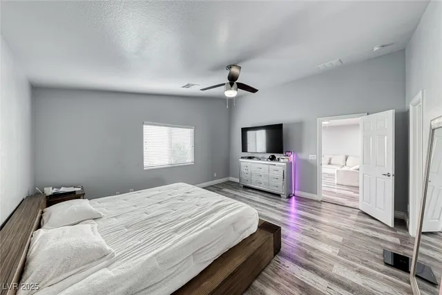 $2,598 | 7852 Whitlocks Mill Avenue, Las Vegas, NV 89147