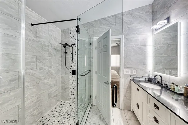 $2,598 | 7852 Whitlocks Mill Avenue, Las Vegas, NV 89147