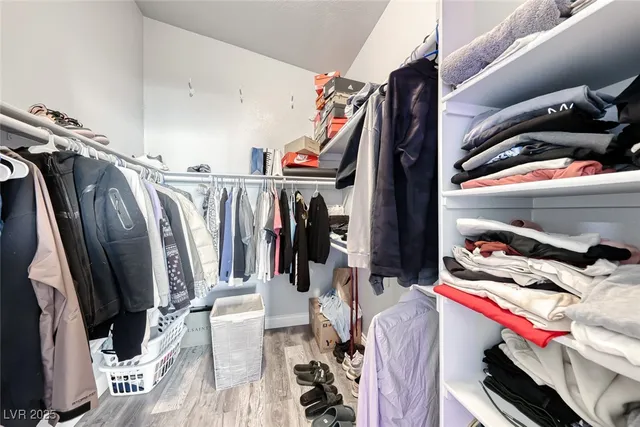 $2,598 | 7852 Whitlocks Mill Avenue, Las Vegas, NV 89147