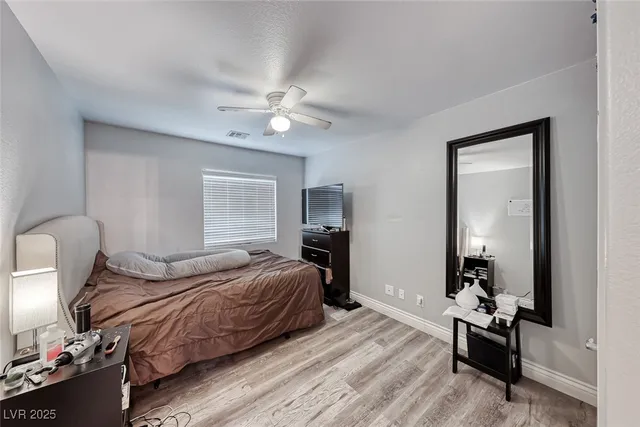 $2,598 | 7852 Whitlocks Mill Avenue, Las Vegas, NV 89147