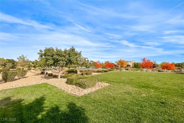 $2,598 | 7852 Whitlocks Mill Avenue, Las Vegas, NV 89147