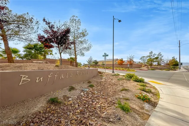 $2,598 | 7852 Whitlocks Mill Avenue, Las Vegas, NV 89147