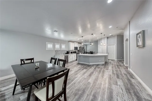 $2,598 | 7852 Whitlocks Mill Avenue, Las Vegas, NV 89147