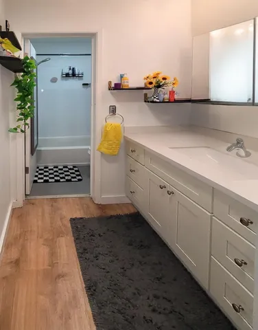 a view of utility room