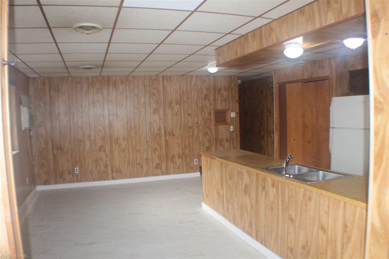 18292 East Thirteen Mile Road, Unit B Roseville, MI 48066 - Photo 4 of 15