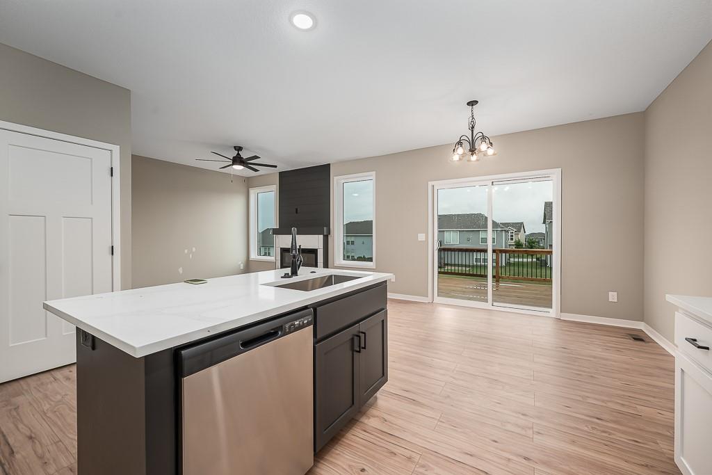 1320 159th Street Basehor, KS 66007 - Photo 5 of 20