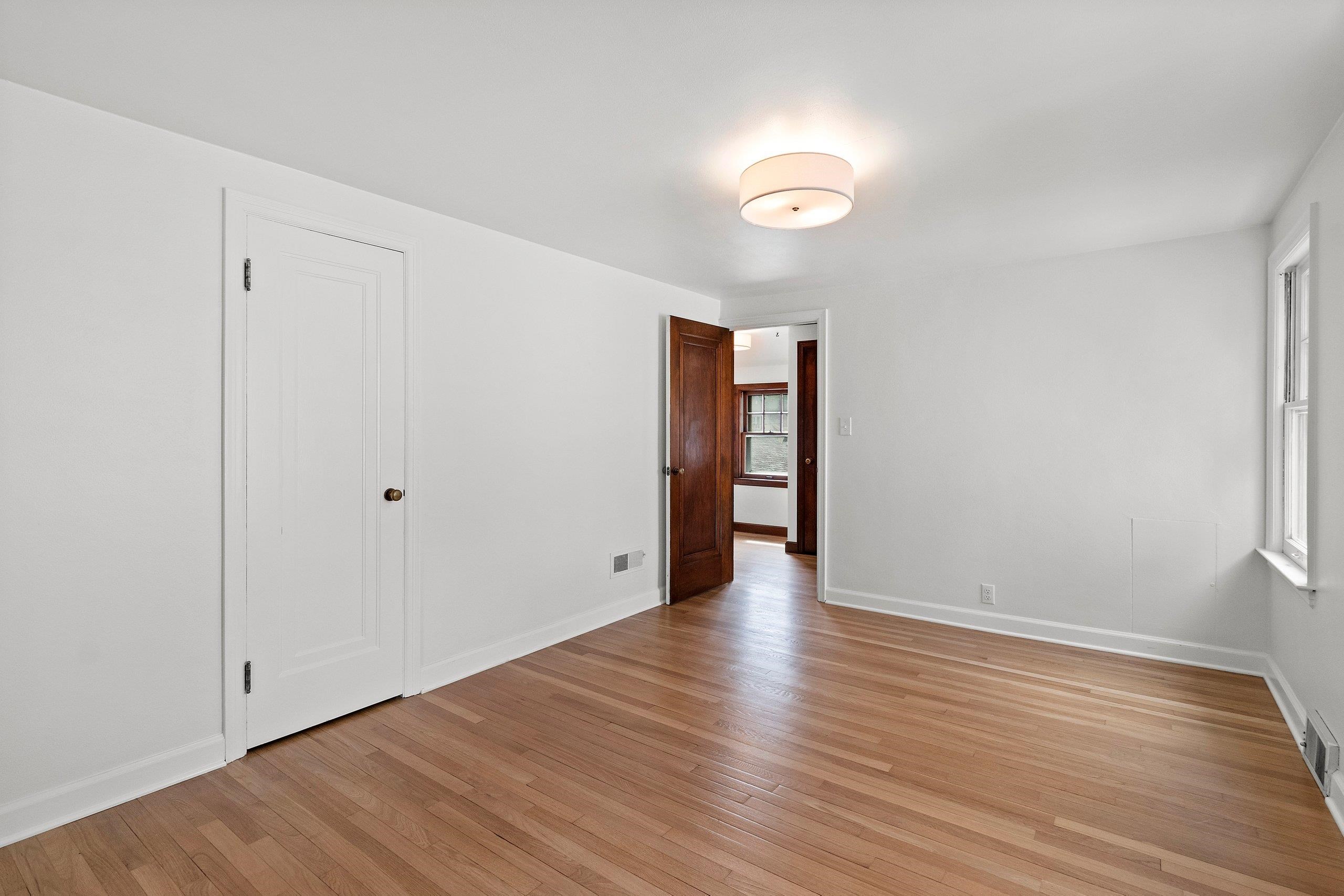 1727 North Clark Street Appleton, WI 54911 - Photo 35 of 42