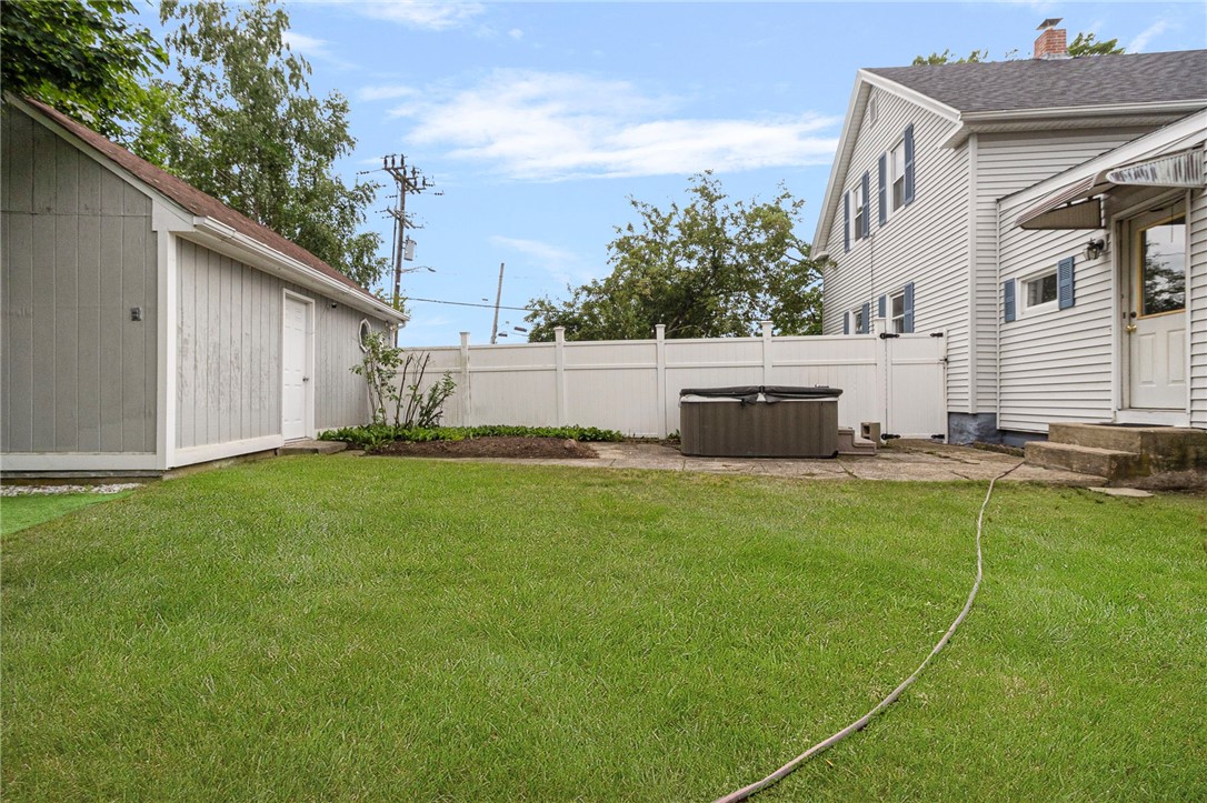785 Main Avenue Warwick, RI 02886 - Photo 6 of 47