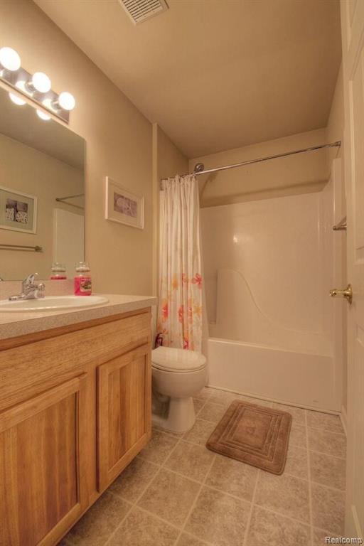 1715 Welland Street Howell, MI 48855 - Photo 18 of 20