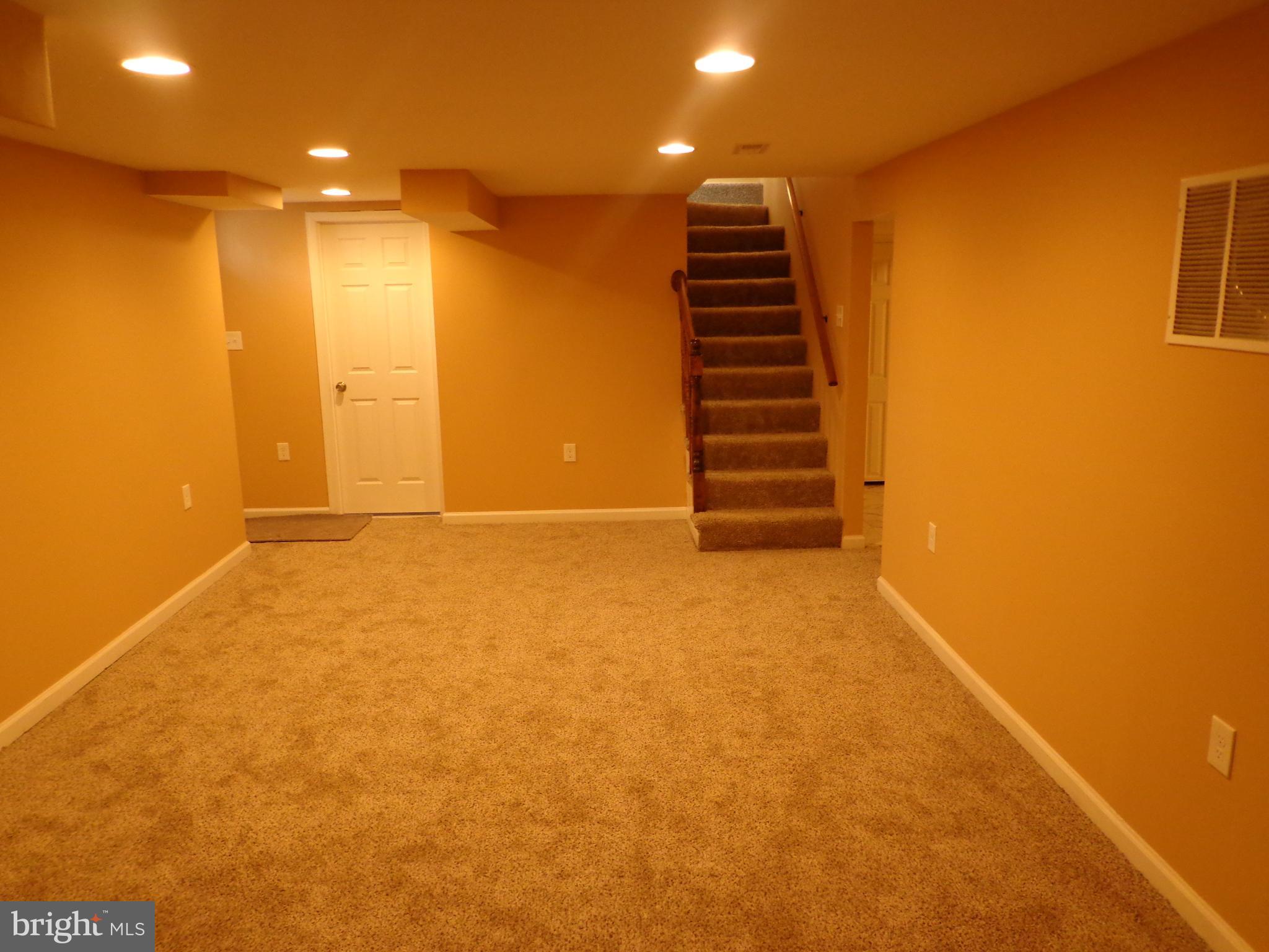 1023 Hartmont Road Baltimore, MD 21228 - Photo 22 of 33 basement