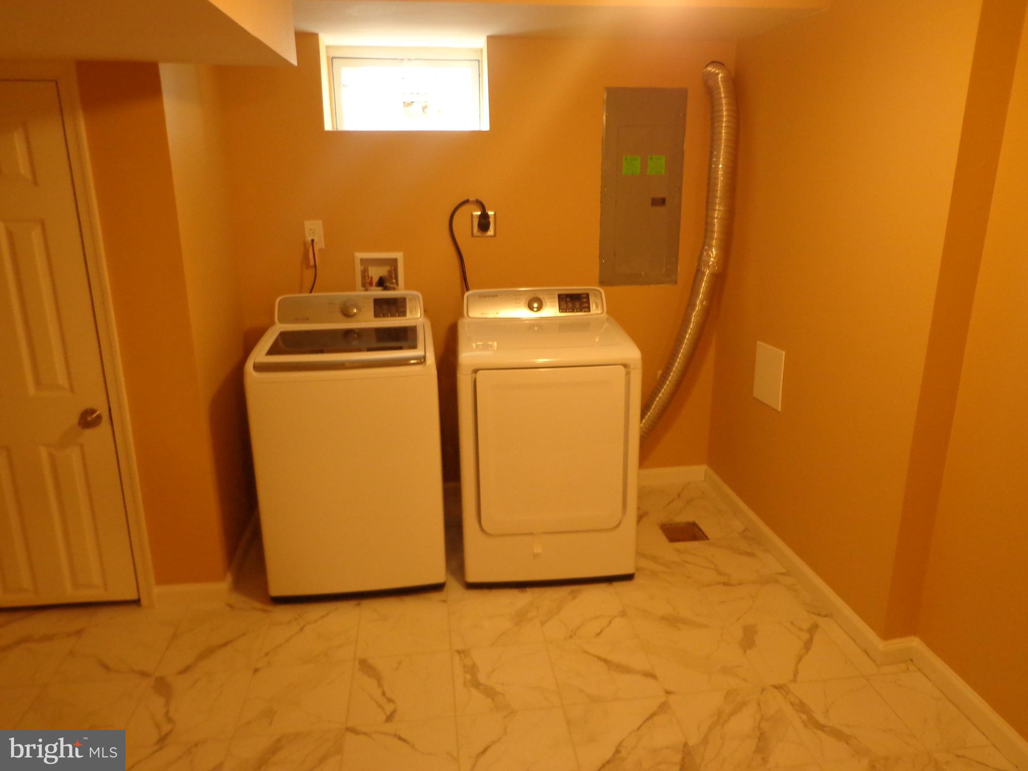 1023 Hartmont Road Baltimore, MD 21228 - Photo 31 of 33 laundry room