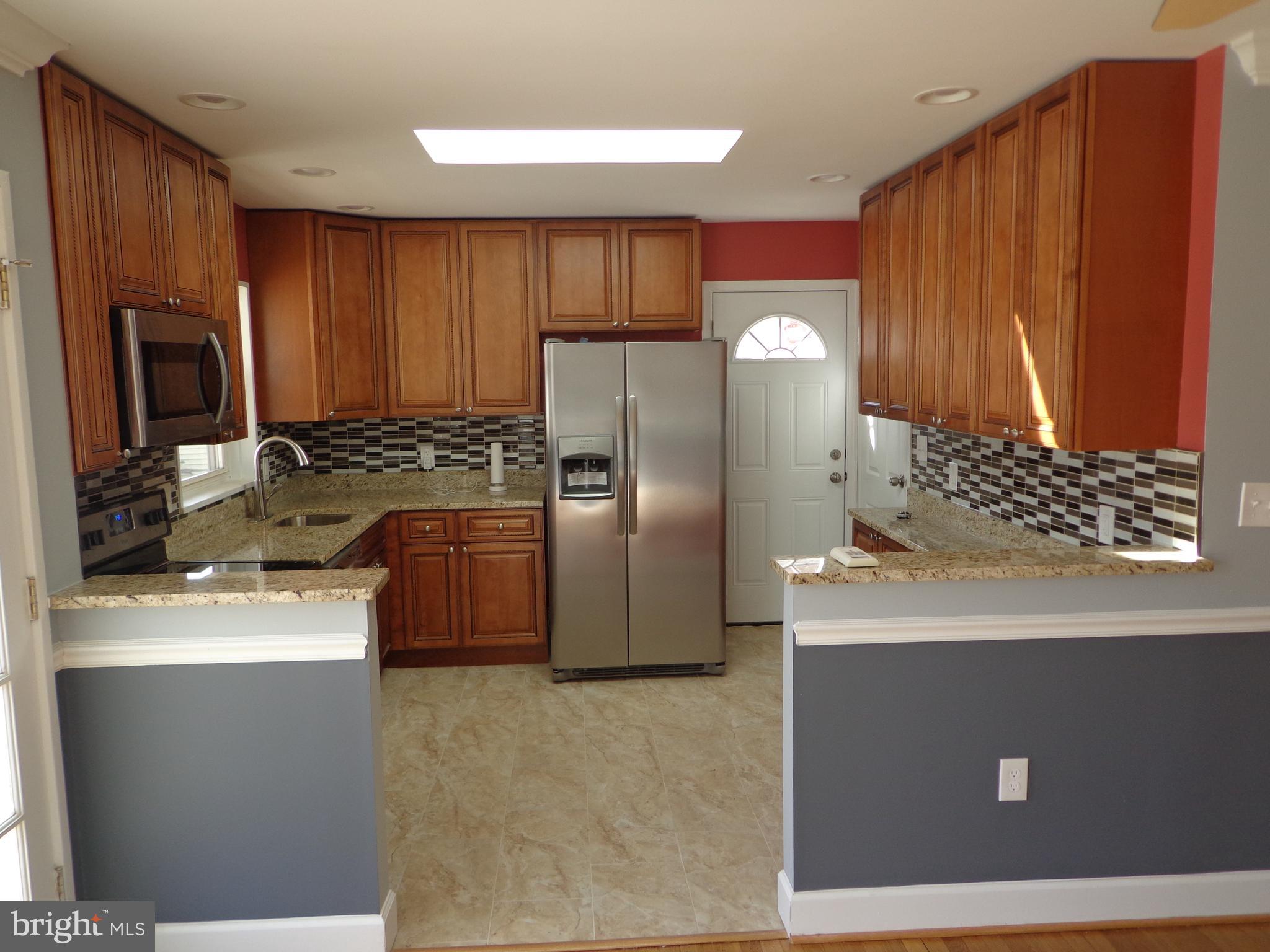 1023 Hartmont Road Baltimore, MD 21228 - Photo 10 of 33 kitchen