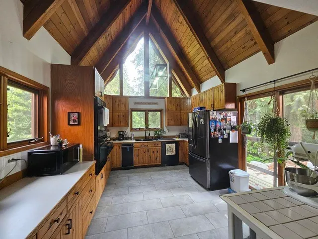 $375,000 | 398462 State Rte 20, Cusick, WA 99119