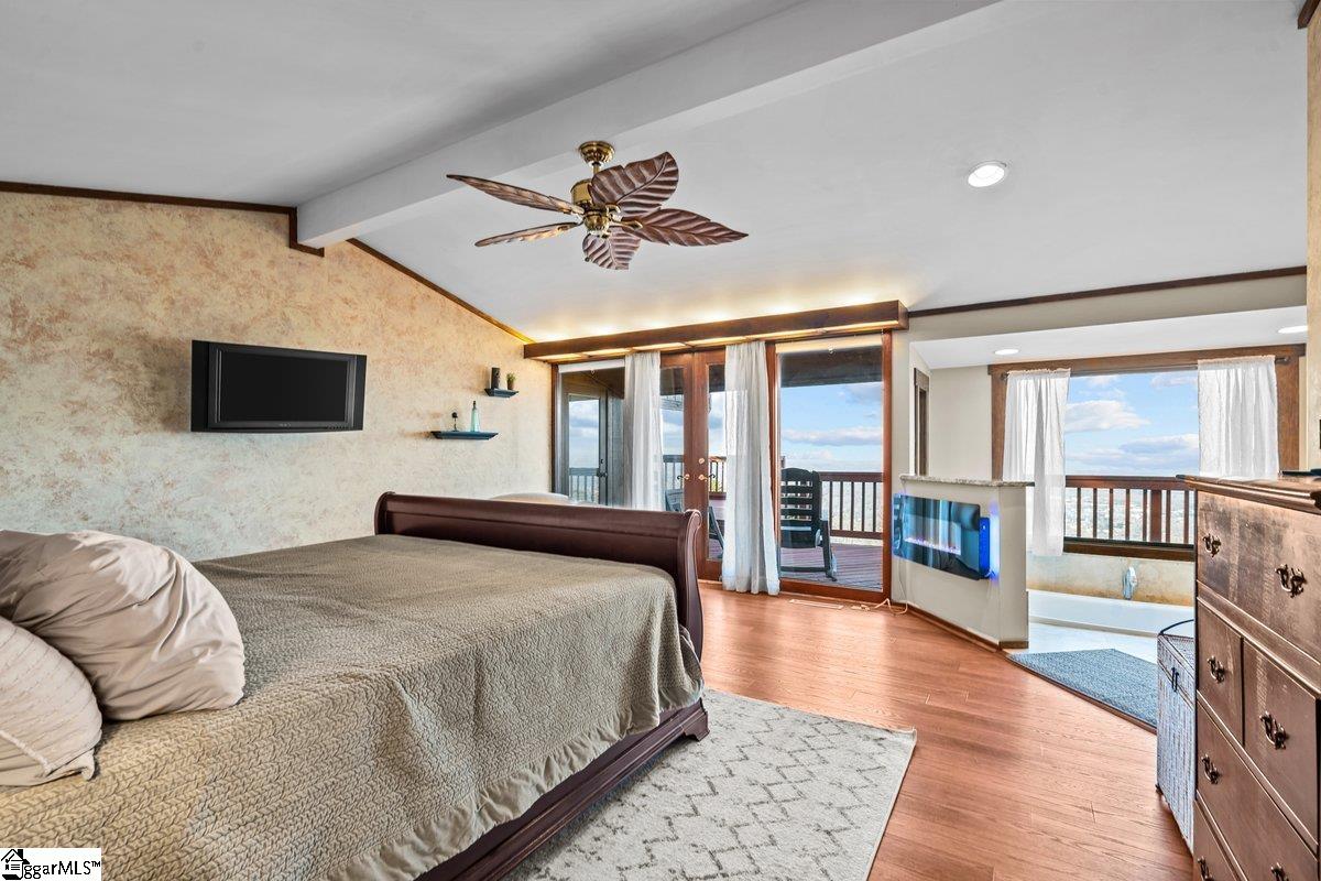 955 Altamont Road Greenville, SC 29609 - Photo 15 of 36