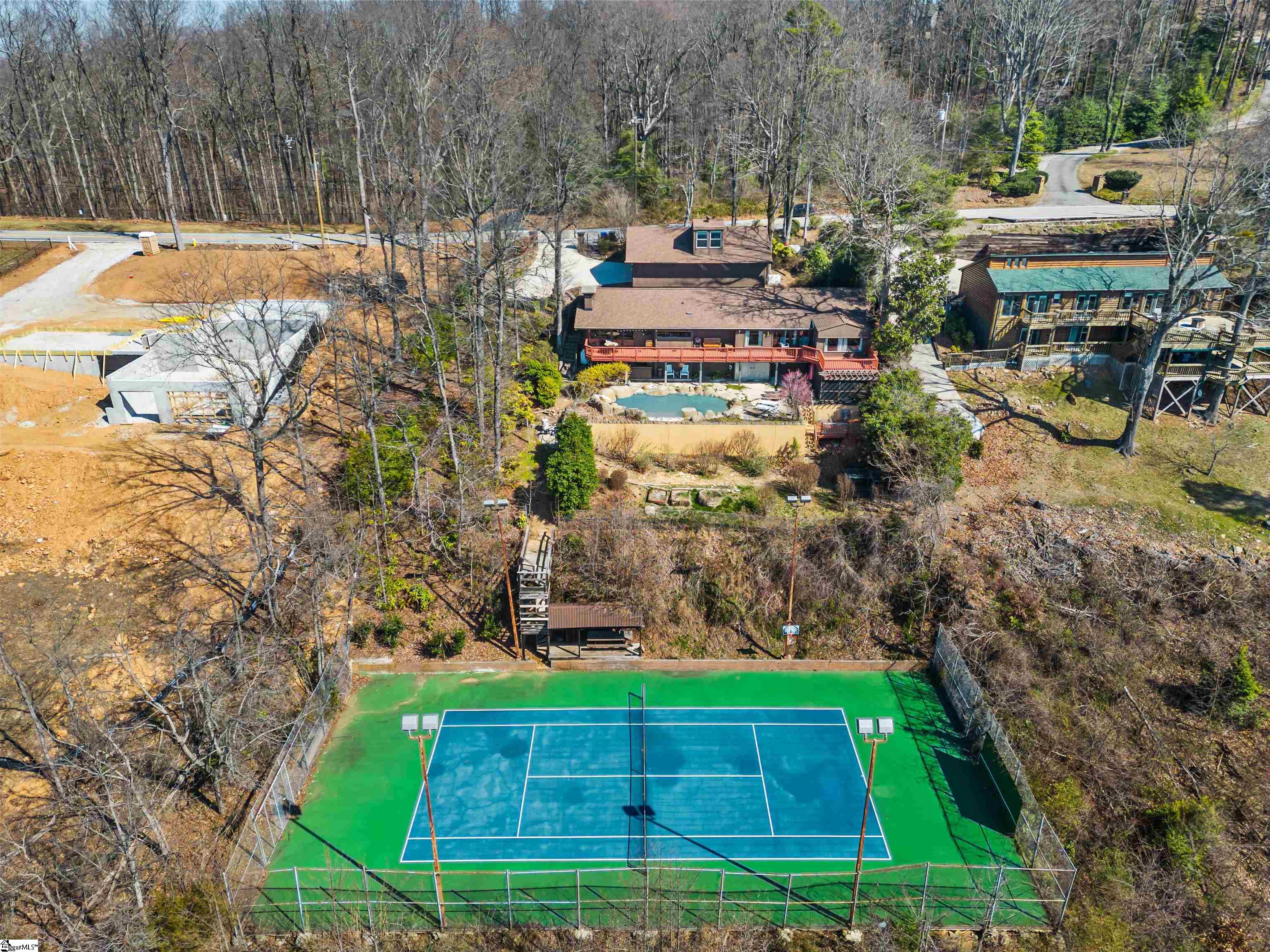 955 Altamont Road Greenville, SC 29609 - Photo 2 of 36