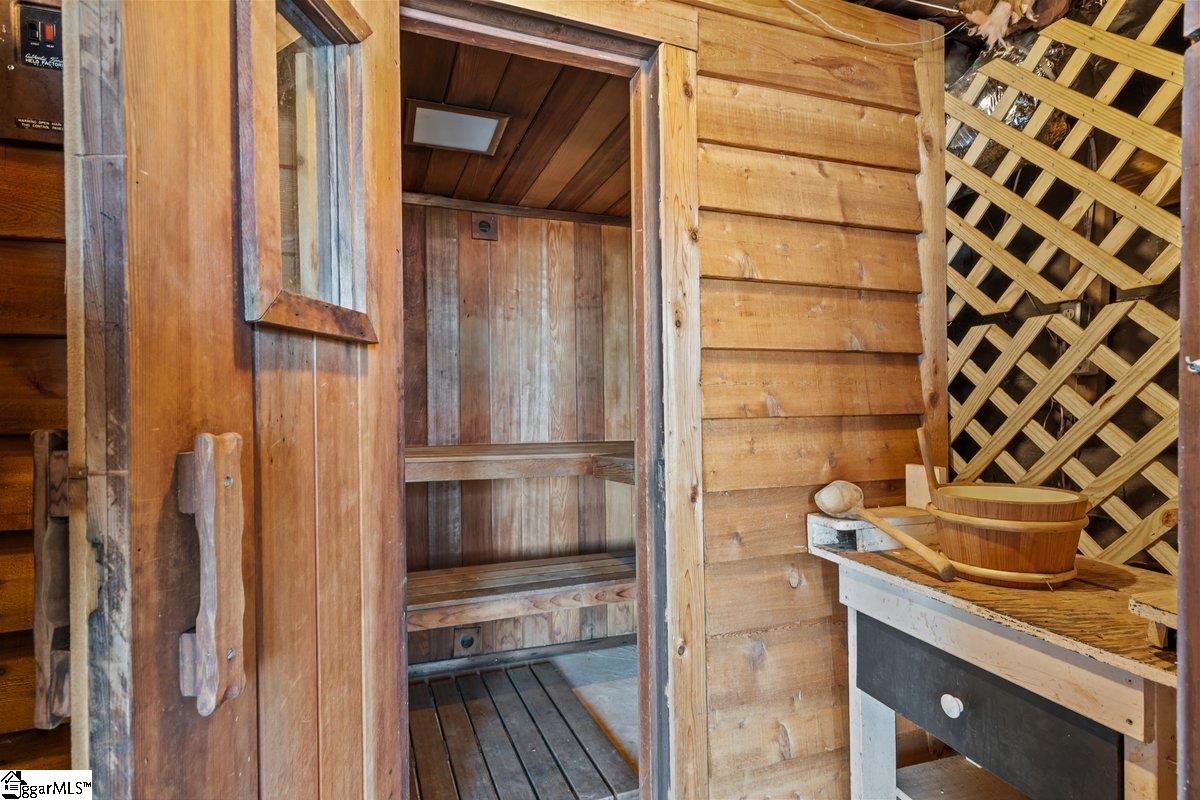 955 Altamont Road Greenville, SC 29609 - Photo 30 of 36