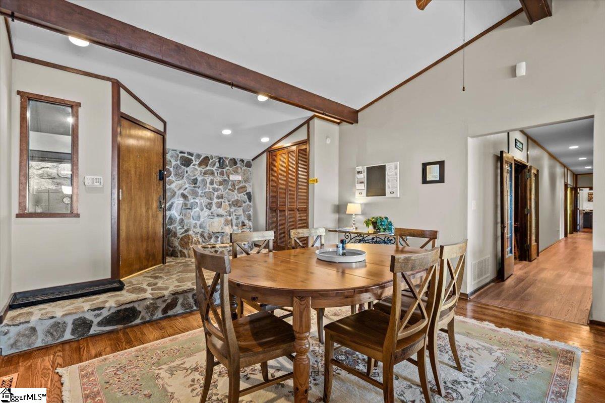 955 Altamont Road Greenville, SC 29609 - Photo 8 of 36