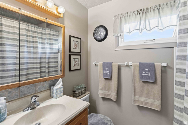 567 West 3200th Street South Logan, UT 84321 - Photo 13 of 40