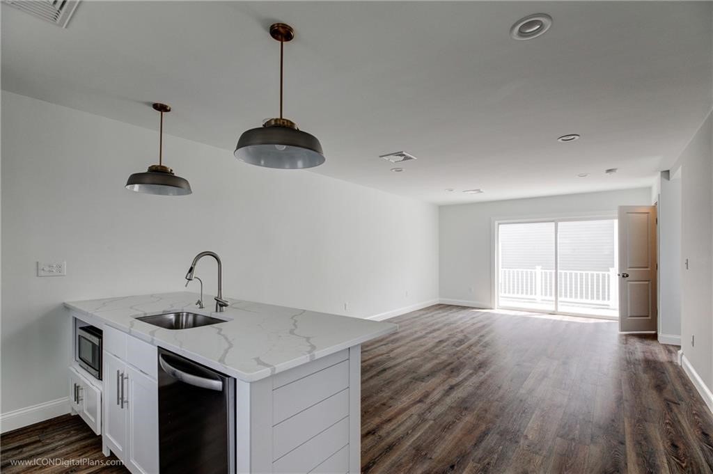 13 Nobert Street, Unit 1 Warren, RI 02885 - Photo 5 of 34