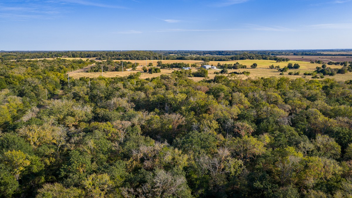 T-1 Red Hill Road Hearne, TX 77859 - Photo 7 of 25 a view of an ocean