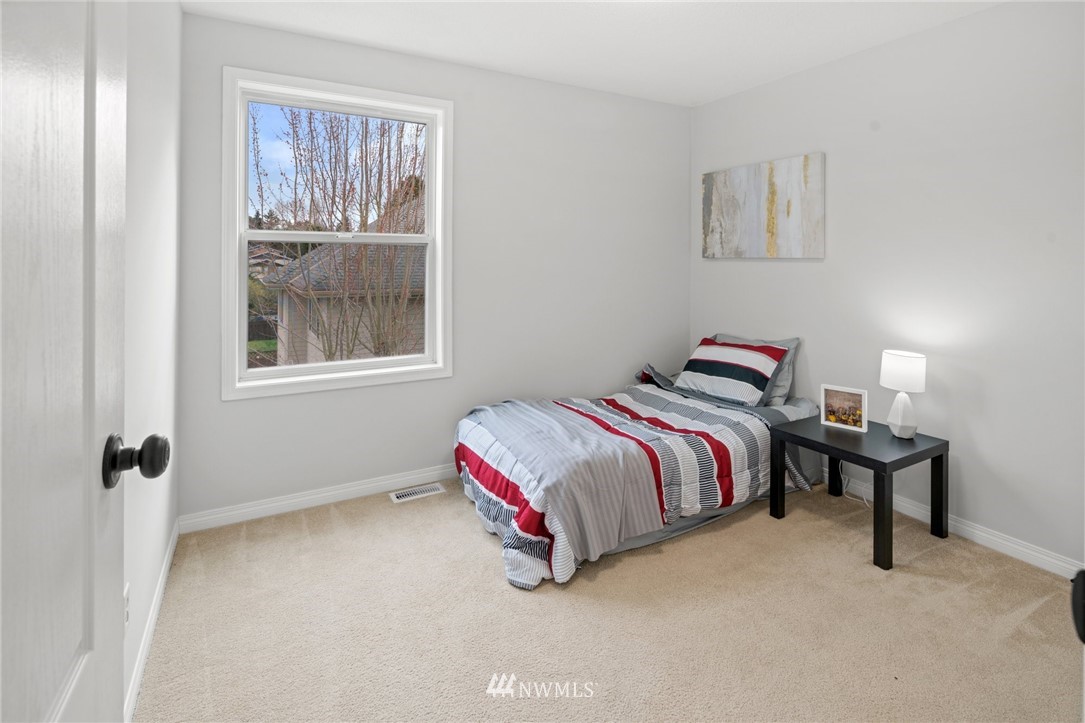 12423 10th Lane Southwest Burien, WA 98146 - Photo 20 of 26