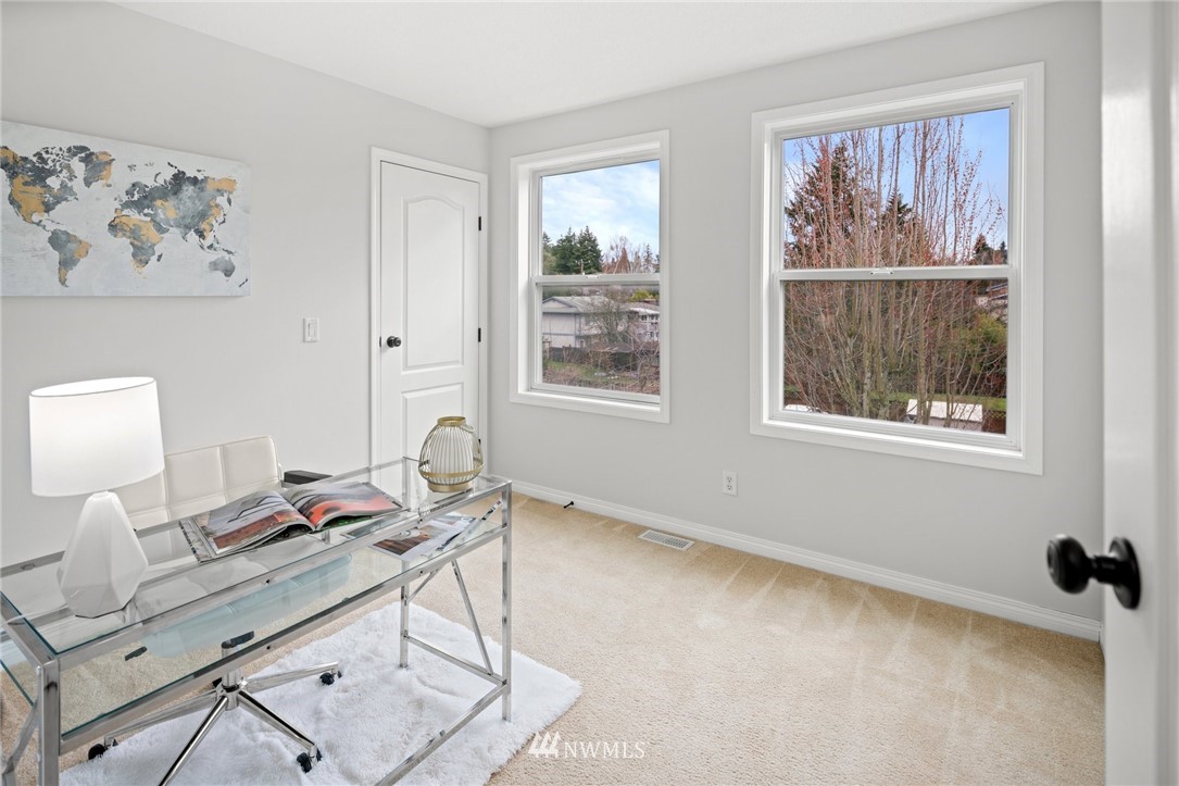 12423 10th Lane Southwest Burien, WA 98146 - Photo 21 of 26