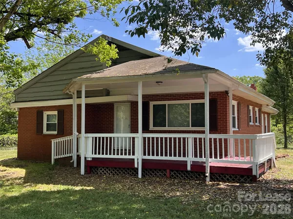 $1,495 | 7077 Long Island Road, Catawba, NC 28609