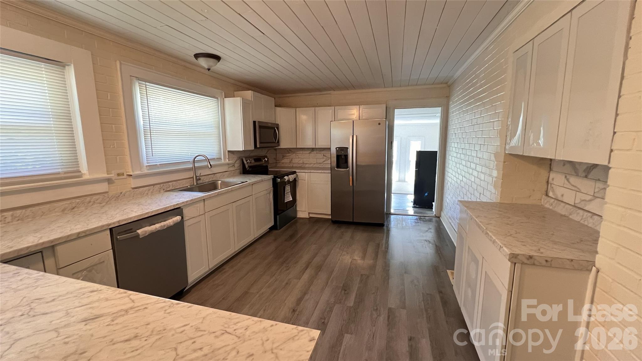 7077 Long Island Road Catawba, NC 28609 - Photo 3 of 30