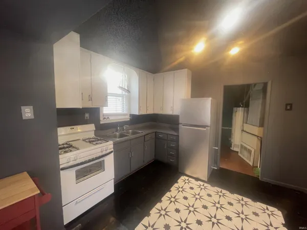 $89,900 | 111 Bungalow Drive, Logansport, IN 46947