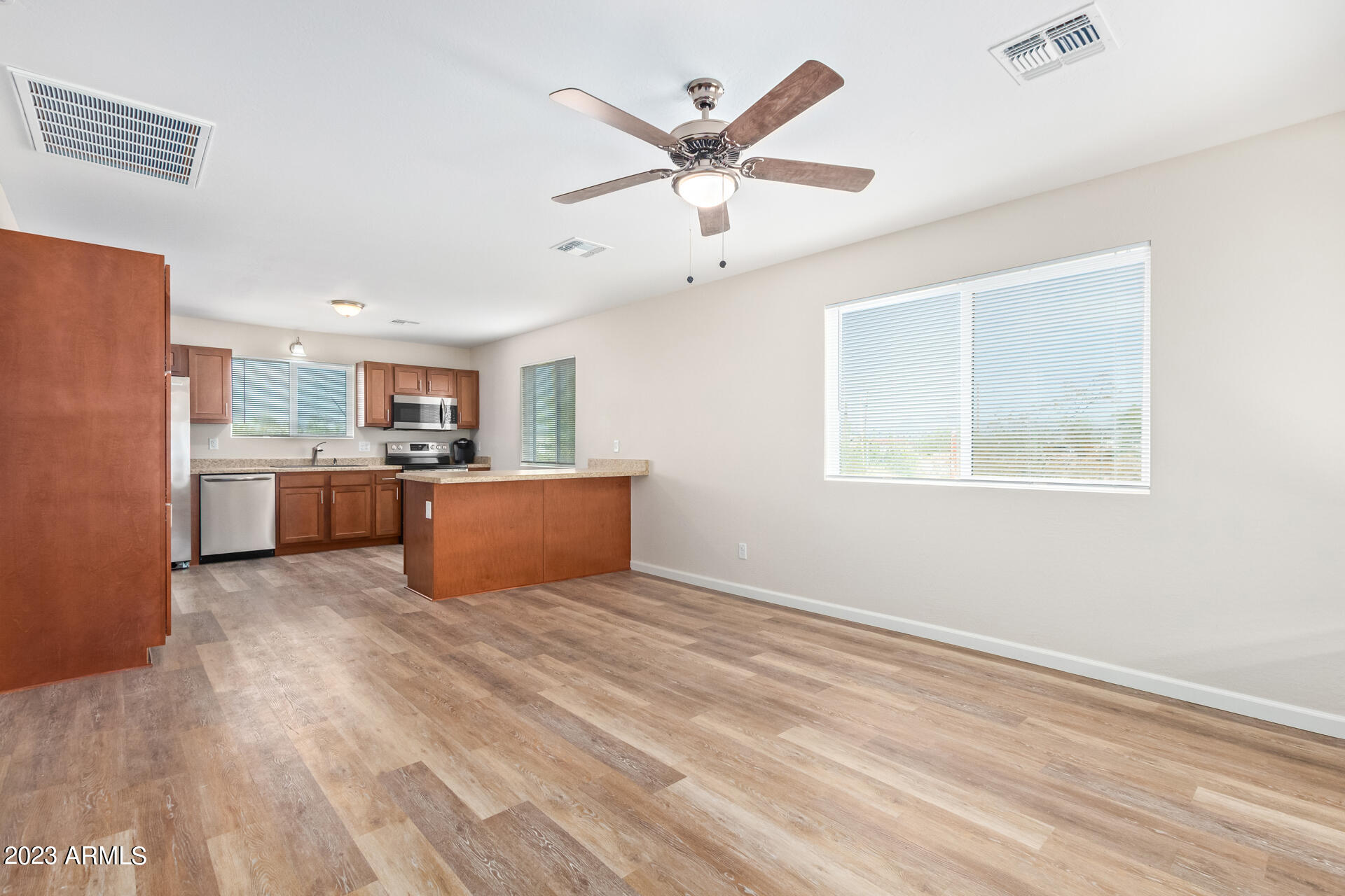 165 South Royal Palm Road Apache Junction, AZ 85119 - Photo 3 of 37 06-Royal Palm