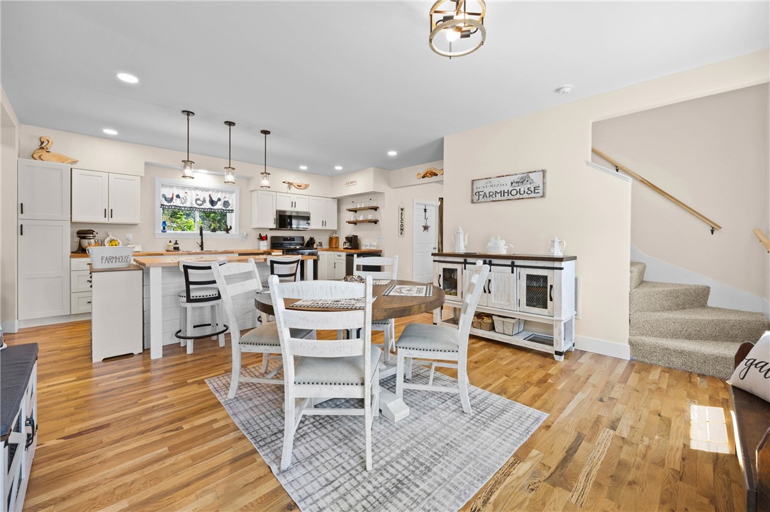 4581 Holley Byron Road Holley, NY 14470 - Photo 12 of 50 Open concept kitchen/dining/family room