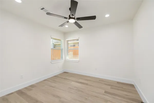 $1,995 | 1003 Claxton Street, Houston, TX 77087