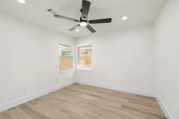 $1,995 | 1003 Claxton Street, Houston, TX 77087