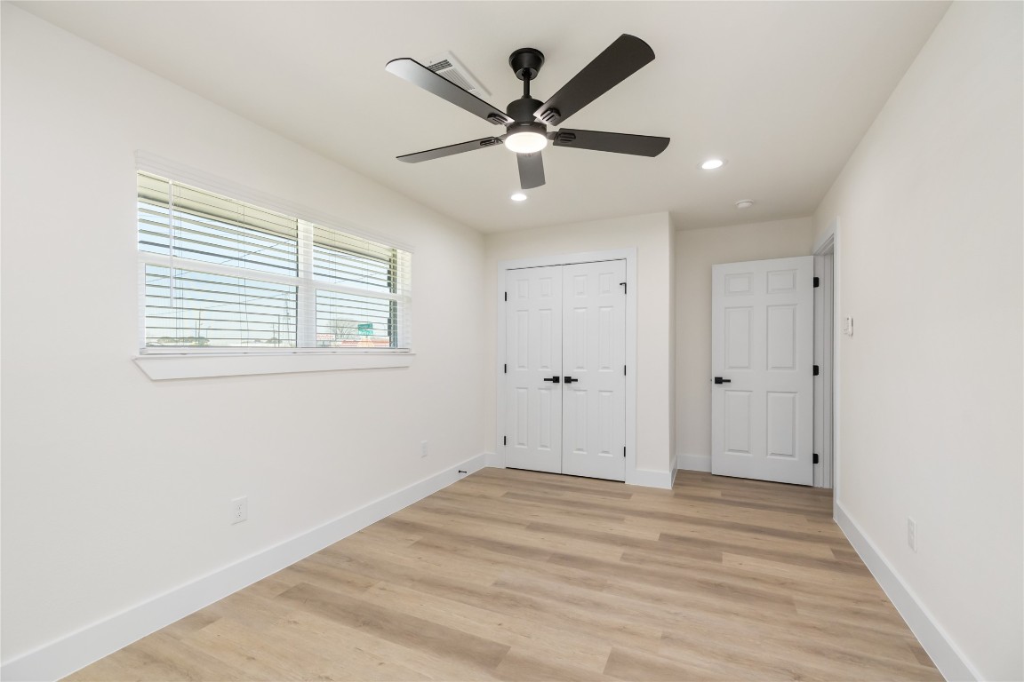 1003 Claxton Street Houston, TX 77087 - Photo 16 of 39 Bedroom 4