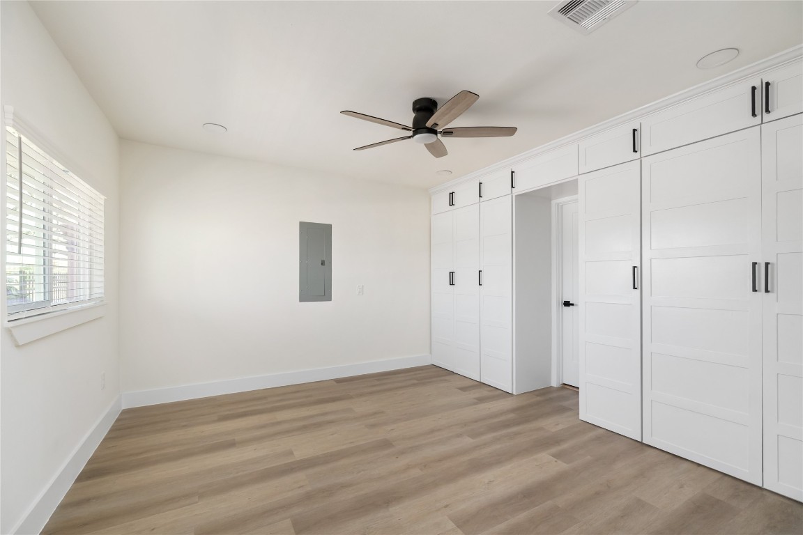 1003 Claxton Street Houston, TX 77087 - Photo 23 of 39 Primary Bedroom