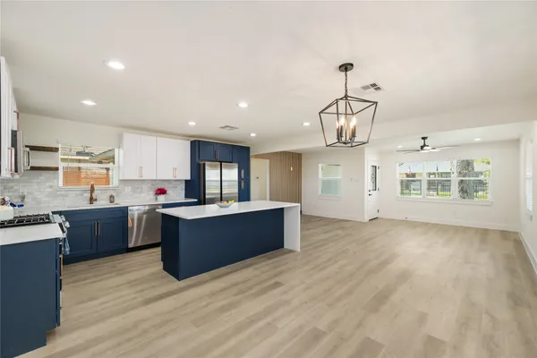 $1,995 | 1003 Claxton Street, Houston, TX 77087